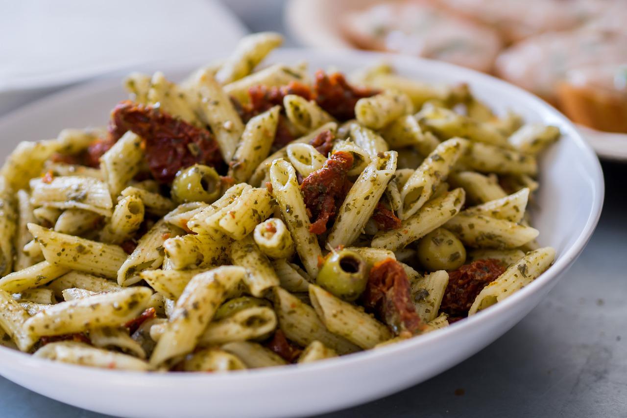 Penne Al Pesto Di Rucola E Pomodori Secchi Un Primo Velocissimo I